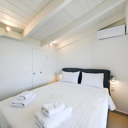 Azure Ii Sea View Maisonette Near